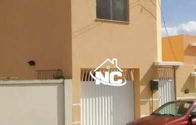 Imagem: A casa possui 3 Dormitórios, 3 Banheiros, 1 Vaga na garagem