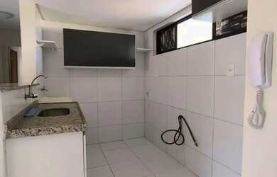 Imagem: O apartamento possui 1 Dormitório, 1 Banheiro, 1 Vaga na garagem