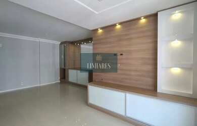 Imagem: O apartamento possui 3 Dormitórios, 2 Banheiros, 2 Vagas na