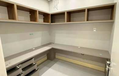 Imagem 5: FORREST HILL5 QUARTOS SENDO 3 SUÍTES, 400M2, ARMÁRIOS E AR, ÁREAC GOUMERT...