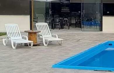 Imagem: A pousada chalé possui Acomodam 30 pessoas, 5 Vagas na garagem