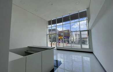 Imagem: O depósito possui 30m² de Área e está localizado em Centro