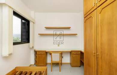 Imagem 11: A uma quadra da praia de Caiobá