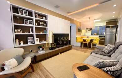 Imagem: O apartamento possui 3 Dormitórios, 1 Banheiro, 1 Vaga na garagem