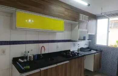 Imagem: O apartamento possui 2 Dormitórios, 1 Banheiro, 1 Vaga na garagem