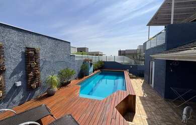 Imagem 1: Sobrado para venda tem 180 metros quadrados com 3 quartos