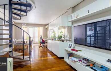 Imagem: O apartamento na cobertura possui 2 Dormitórios, 1 Banheiro