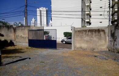 Imagem: O terreno possui 857m² de Área e está localizado em Quilombo