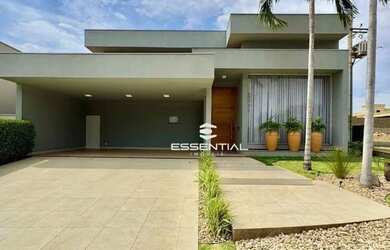 Imagem: A casa em condomínio possui 4 Dormitórios, 4 Banheiros, 3