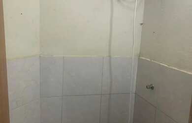 Imagem: A casa possui 1 Dormitório, 1 Banheiro e está localizado