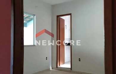 Imagem: A casa possui 3 Dormitórios, 3 Banheiros, 2 Vagas na garagem