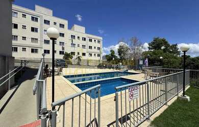 Imagem: O apartamento possui 2 Dormitórios, 1 Banheiro, 1 Vaga na garagem