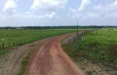 Imagem 8: R$ 20 milhões 1107 hectares pronta e 100 documentada aceita 50 de entrada