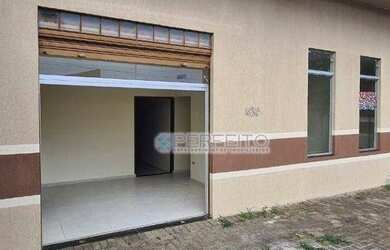 Imagem: O depósito possui 3 Vagas na garagem, 169m² de Área e está