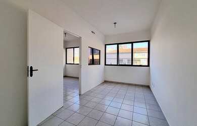 Imagem: O depósito possui 45m² de Área e está localizado em Vila