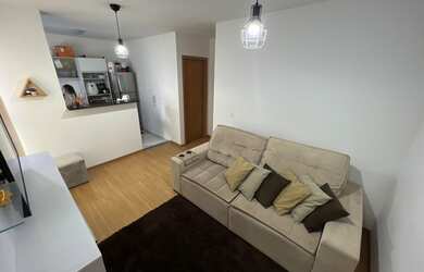 Imagem: O apartamento possui 2 Dormitórios, 1 Banheiro, 1 Vaga na garagem