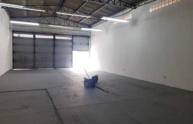 Imagem 4: Galpão/Depósito/Armazém para aluguel com 300 metros quadrados