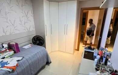 Imagem 2: Apartamento para venda tem 180 metros quadrados com 4 quartos