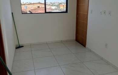 Imagem: O apartamento possui 2 Dormitórios, 1 Banheiro e 1 Vaga na