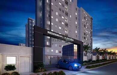 Imagem: O apartamento possui 2 Dormitórios, 1 Banheiro, 1 Vaga na garagem