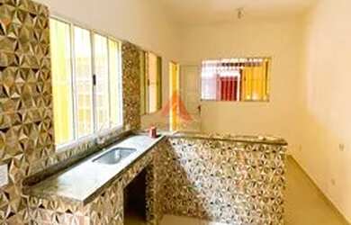 Imagem: A casa possui 3 Dormitórios, 2 Banheiros, 2 Vagas na garagem