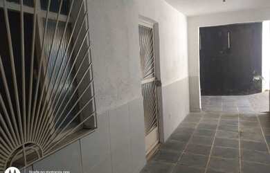 Imagem: A casa em condomínio possui 2 Dormitórios, 1 Banheiro e está