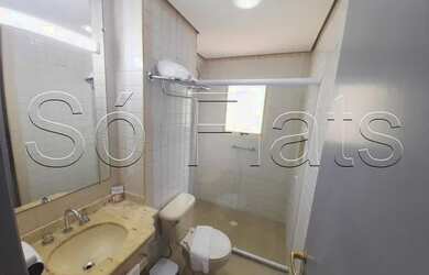 Imagem 10: Flat na Rua Funchal totalmente mobiliado, com cozinha completa para locação....