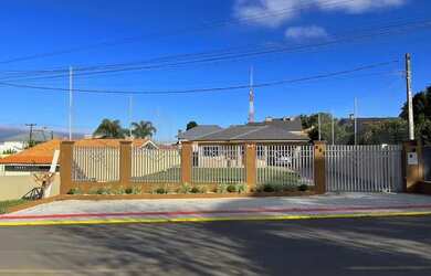 Imagem 2: Casa na pinheirinho 120 m2º/ lote 15,60 por 42