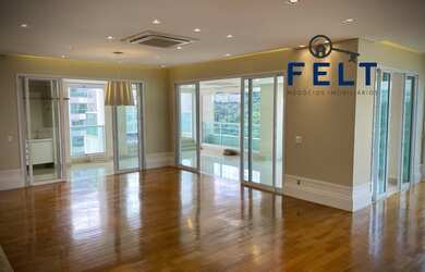 Imagem: O apartamento possui 4 Dormitórios, 5 Banheiros, 5 Vagas na