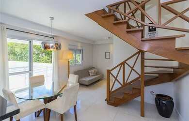 Imagem: O apartamento possui 2 Dormitórios, 5 Banheiros, 2 Vagas na