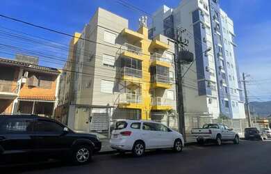 Imagem: O apartamento possui 1 Dormitório, 1 Banheiro, 1 Vaga na garagem