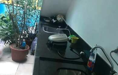 Imagem: O depósito possui 1 Vaga na garagem, 240m² de Área e está