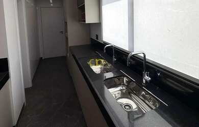 Imagem 10: Área privativa, 4 quartos, 4 suites, 4 vagas