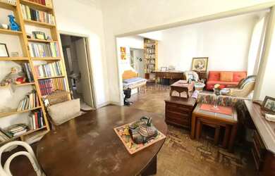 Imagem: O apartamento na cobertura possui 3 Dormitórios, 2 Banheiros