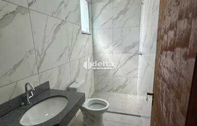 Imagem 10: Casa residencial disponível para venda no bairro Novo Mundo em Uberlândia-MG