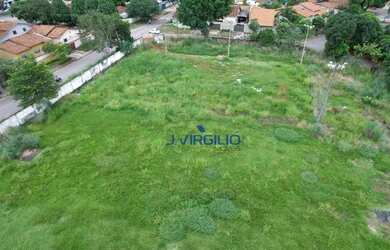Imagem: O terreno à venda possui 7806m² de Área e está localizado