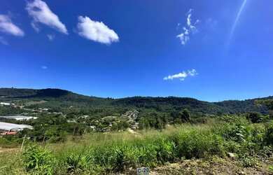 Imagem: O terreno possui 360m² de Área e está localizado em Várzea