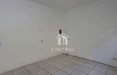 Imagem 13: Oportunidade de locação em frente ao hospital veterinário Cão Mayke