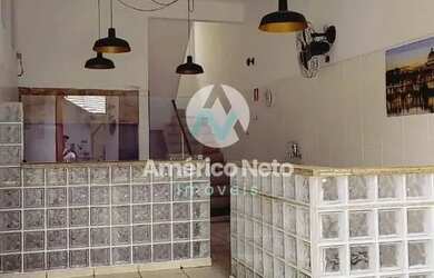 Imagem: O depósito possui 70m² de Área e está localizado em Santa