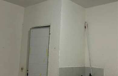 Imagem: O quarto e está localizado em Dias Macedo, Fortaleza para alugar