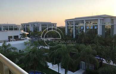 Imagem: O depósito possui 1 Vaga na garagem, 81m² de Área e está