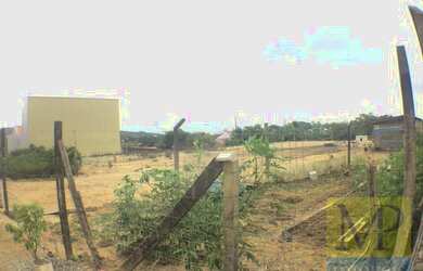 Imagem: O terreno possui 950m² de Área e está localizado em Penha