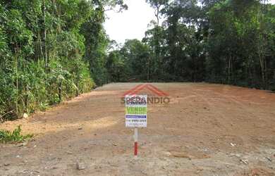 Imagem: O terreno possui 240m² de Área e está localizado em Itapoá