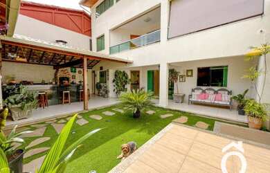 Imagem 1: Casa Alto Padrão com 4 Quartos à venda, 320 m² por R$ 1.100.000 - Ana...