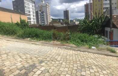 Imagem: O terreno possui 395m² de Área e está localizado em Velha