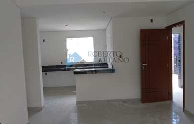 Imagem: O apartamento possui 3 Dormitórios, 1 Banheiro, 2 Vagas na