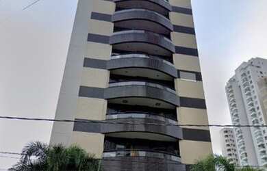 Imagem: O apartamento possui 4 Dormitórios, 5 Banheiros, 2 Vagas na