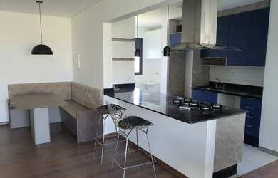 Imagem: O apartamento possui 3 Dormitórios, 2 Banheiros, 2 Vagas na