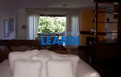 Imagem: A casa em condomínio possui 3 Dormitórios, 4 Banheiros, 4