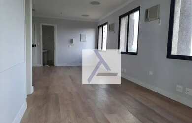 Imagem: O depósito possui 1 Vaga na garagem, 42m² de Área e está